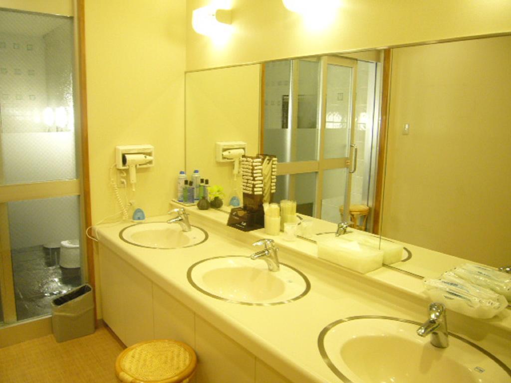 Hotel Route-Inn Yukuhashi Екстер'єр фото