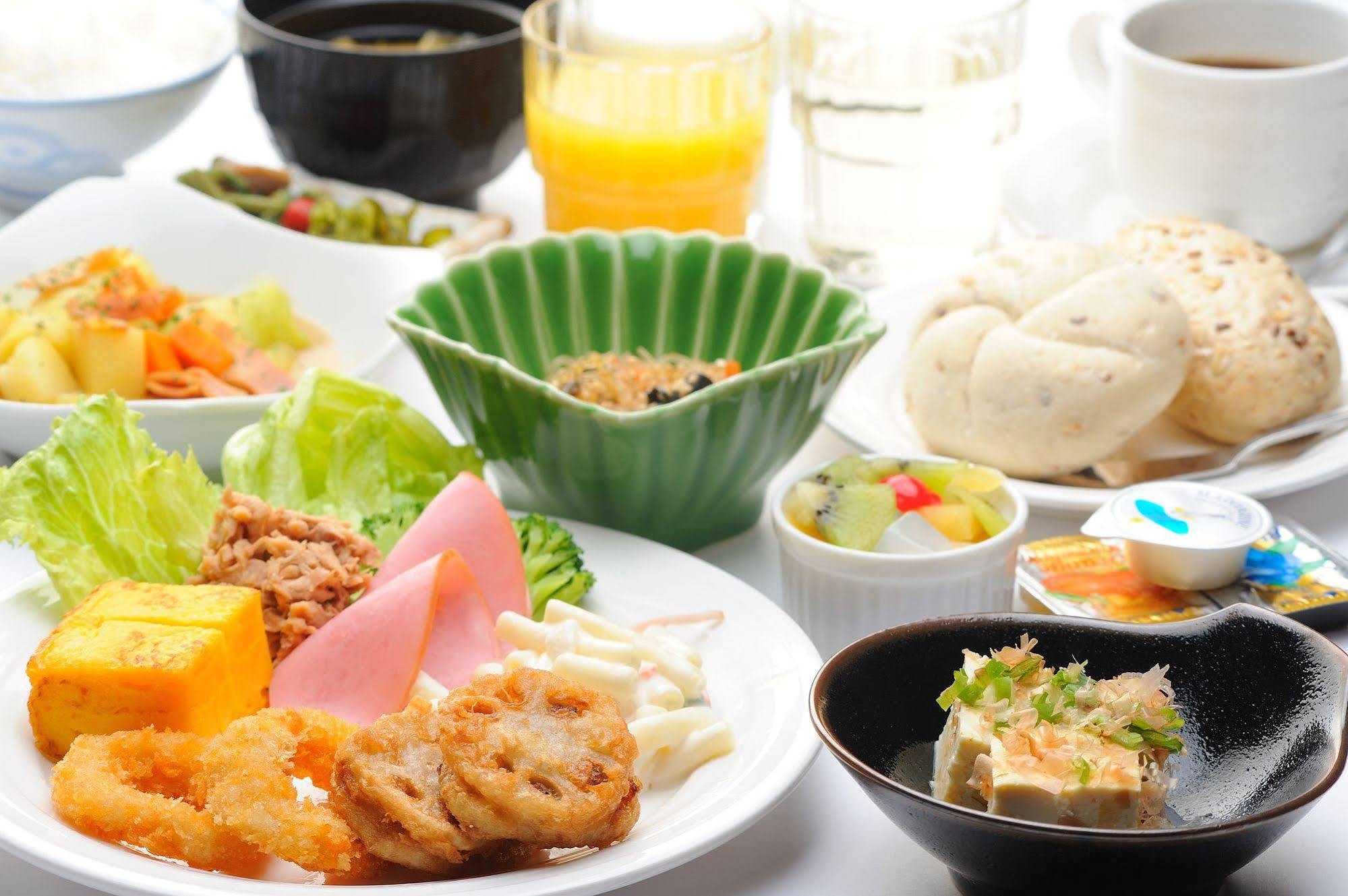Hotel Route-Inn Yukuhashi Екстер'єр фото
